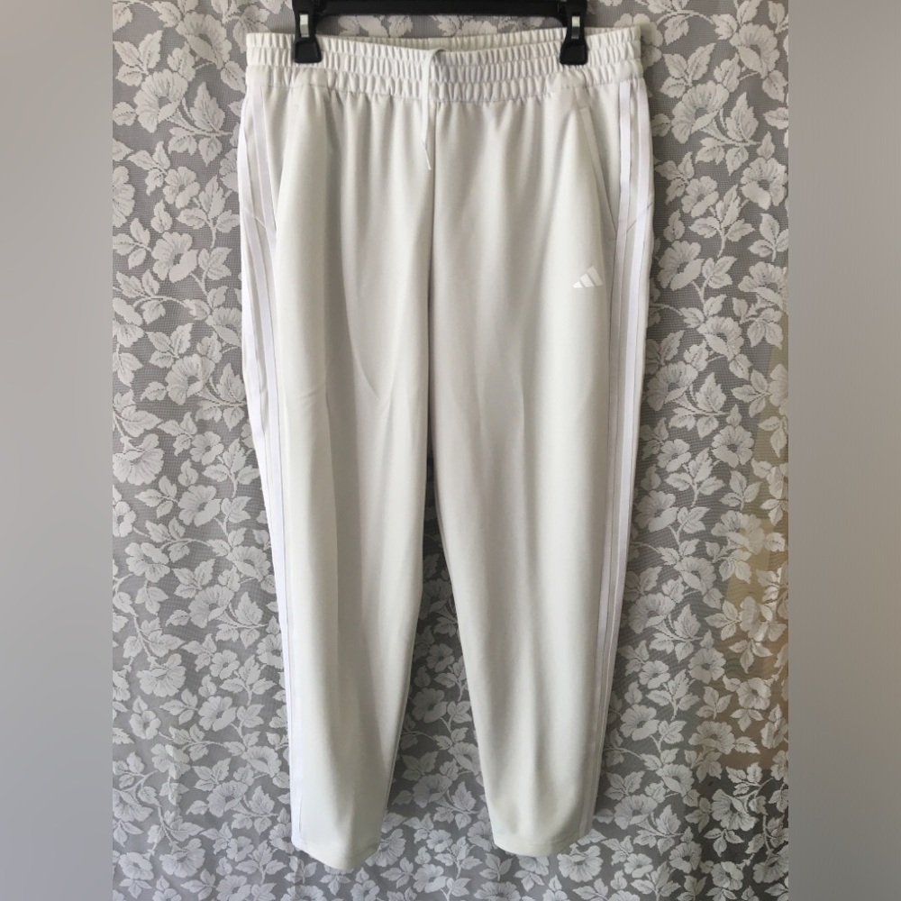 Adidas size medium sweat pants